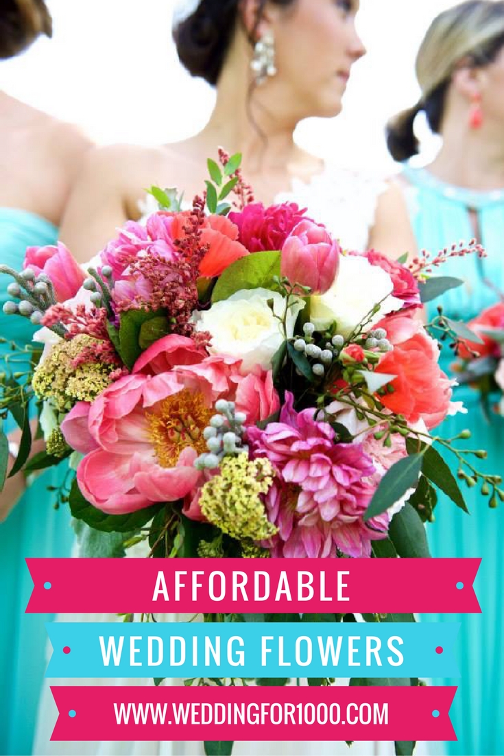 Carry Beautiful, Affordable Wedding Flowers with These Florist Tips